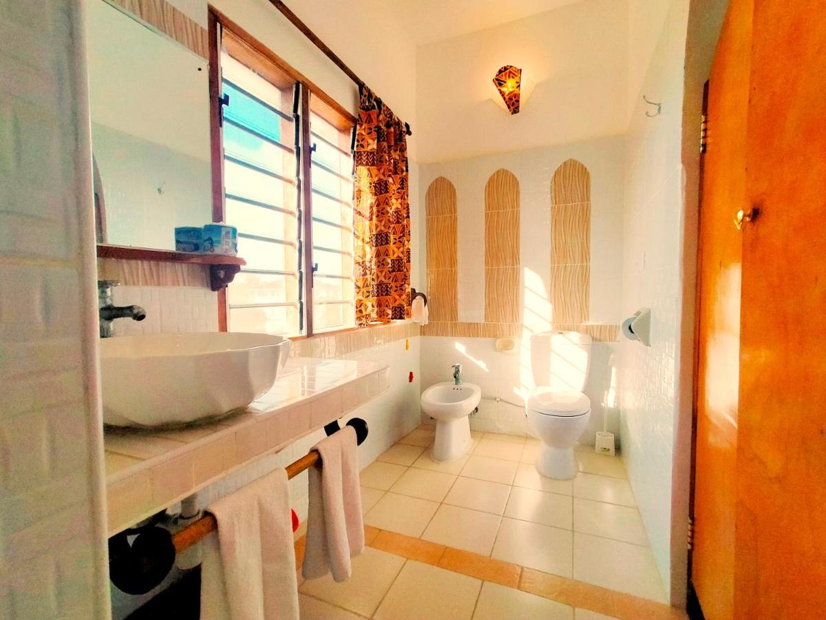 Watamu Solana Apartments エクステリア 写真