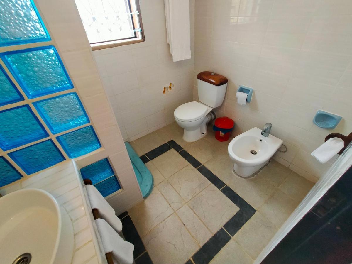 Watamu Solana Apartments エクステリア 写真